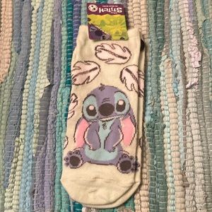 NWT no show Stitch women’s socks size 4-10